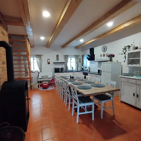 U Markety Йиржетин-под-Едловоу