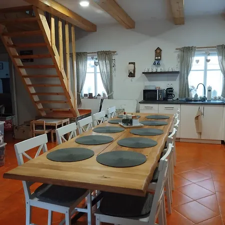 Летний дом U Markety *