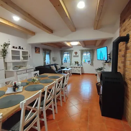 Hétvégi ház U Markéty *